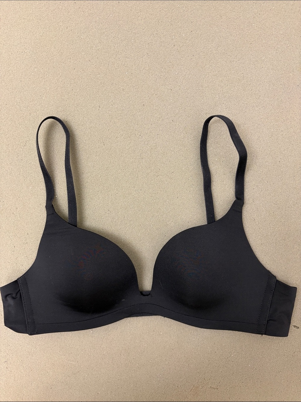 Wacoal Black Smooth Molded push up T-Shirt Bra. Size  34A